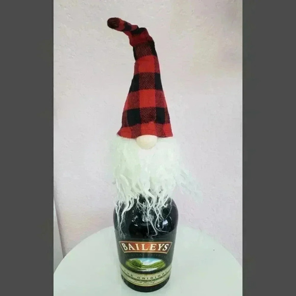 Gnome Bottle Topper  - Picture 2 of 2